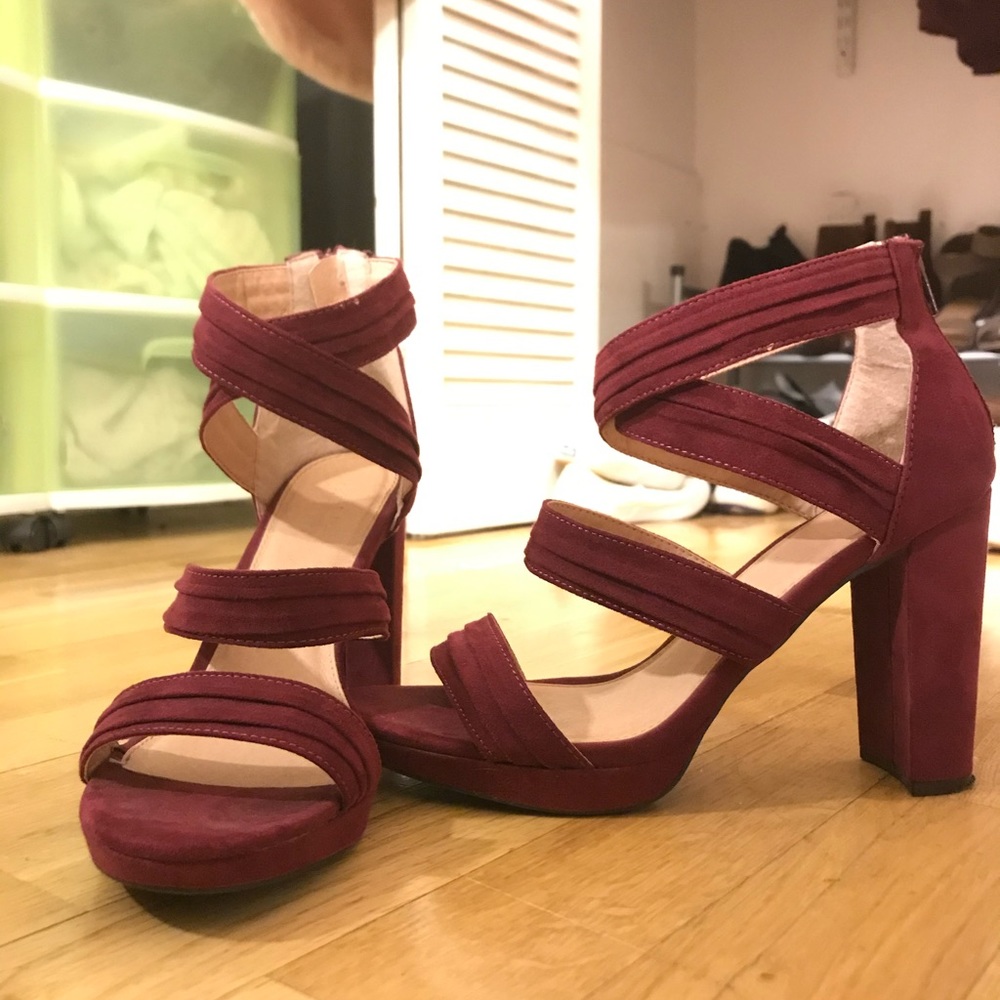 BARELY WORN Burgundy Strappy Heels